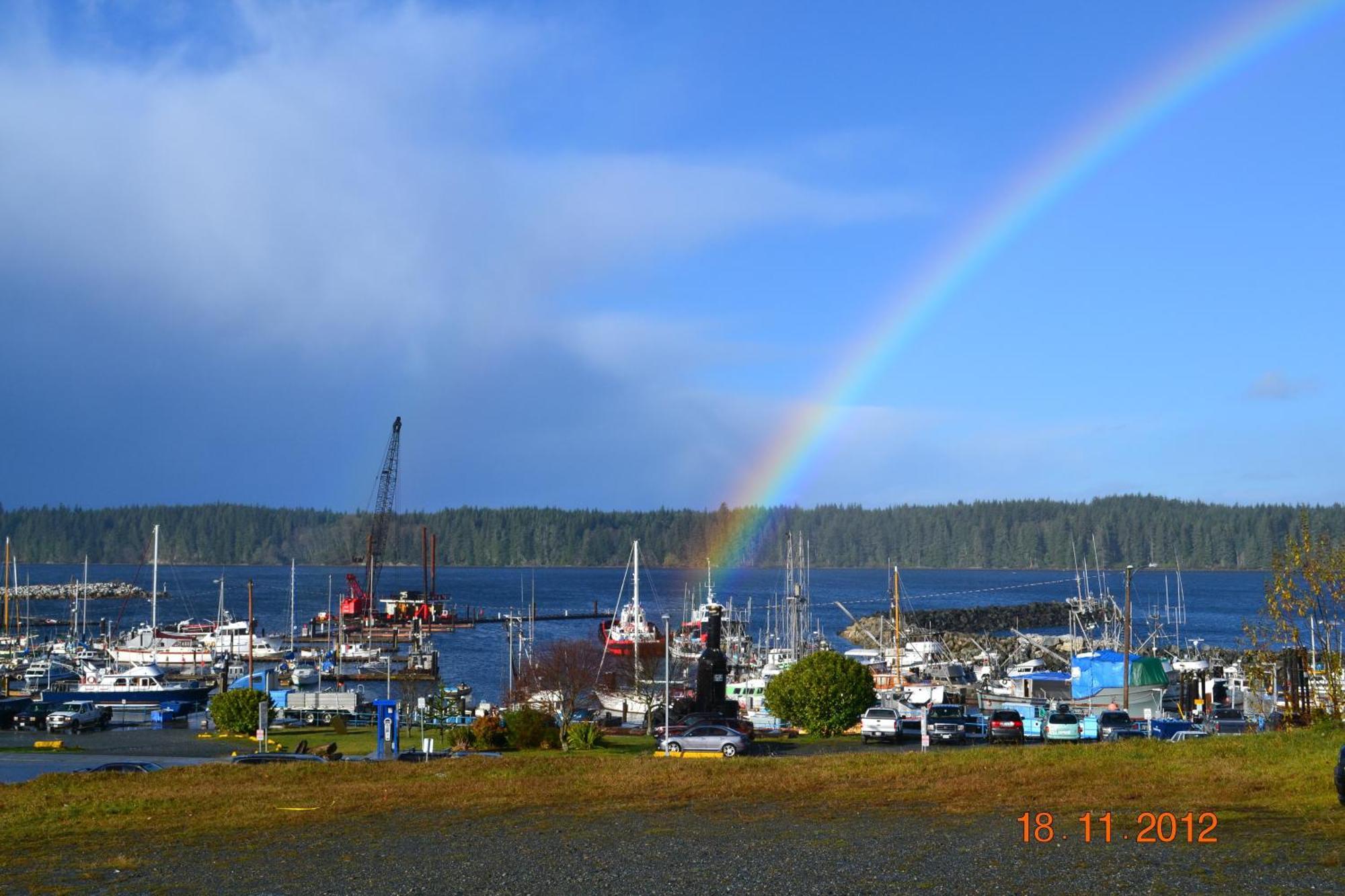 Dalewood Inn Port McNeill Esterno foto